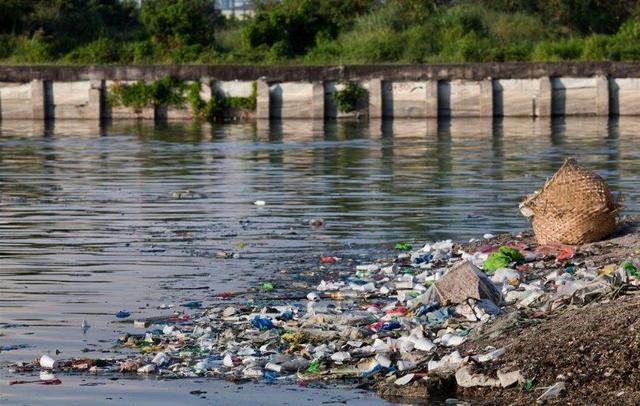 绿水青山逐渐在消失,我们身边的环境正在遭受破坏,但是,随着对资源的