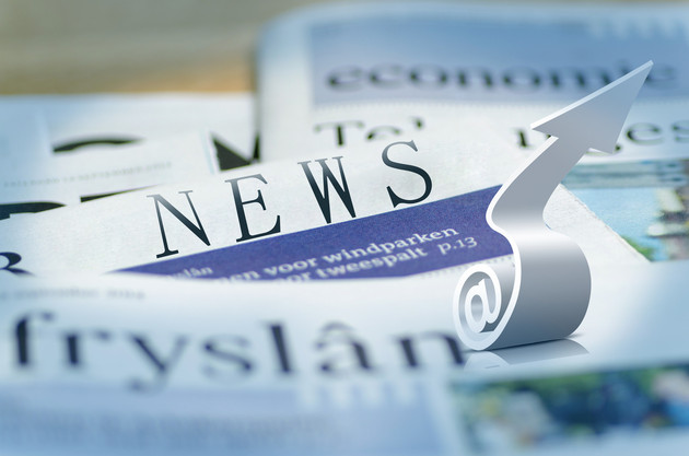 2019年德国经济_图为2019中国(河南)-德国经贸合作对接会签约仪式现场.报社记者  ...(2)