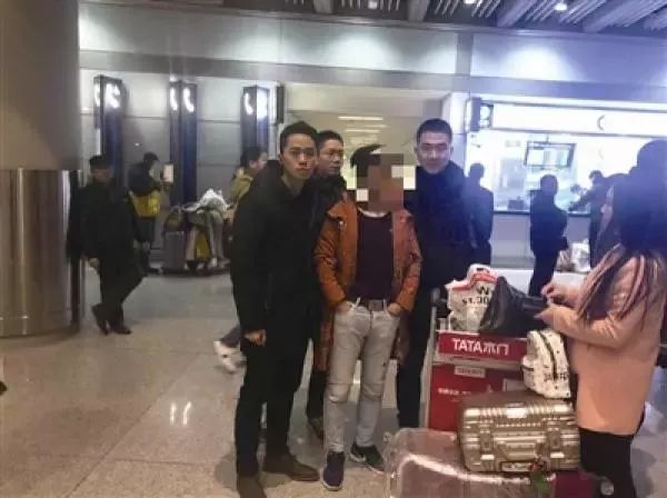 金某一下飞机就被永嘉民警抓获 温州网 图