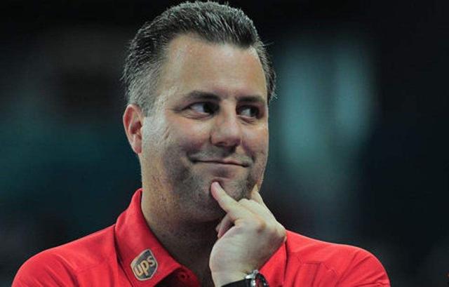 他是CBA薪水最高的教练,多年后球队老总却说