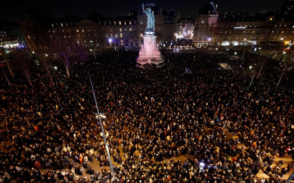  巴黎共和国广场集会现场。（图源：《巴黎人报》）
