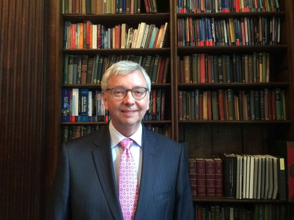 专访剑桥大学校长不要把太多精力放在大学排名变动上