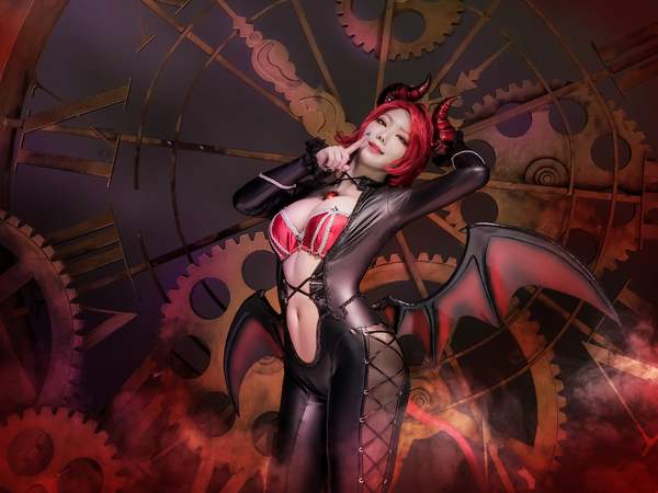 韩国御姐cos《王之袭击》魅魔 身材火辣,颜值逆天_八卦趣闻_新浪游戏