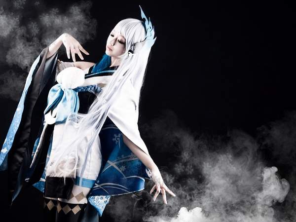 韩国小姐姐cos《阴阳师》雪女 肤如凝脂,温婉动人