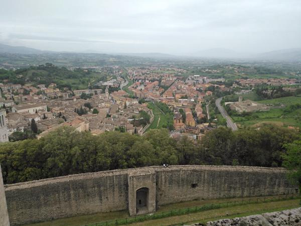 古道上的意大利②|伦巴第王国:山城风流,无力称霸