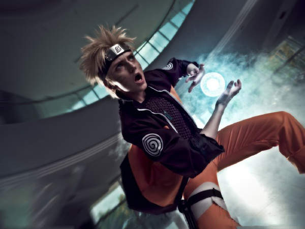 国外小哥cos《火影》鸣人 颜值爆表,调皮搞怪神还原