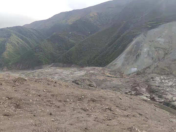 金沙江断流堰塞湖现场。 本文图均为 甘孜州消防支队 供图