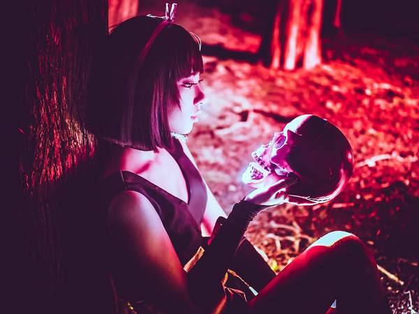 韩国少女cos犬夜叉逆发结罗雪臀若隐若现妖艳十足