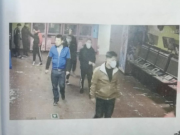 助威:借發令槍錄制開槍視頻