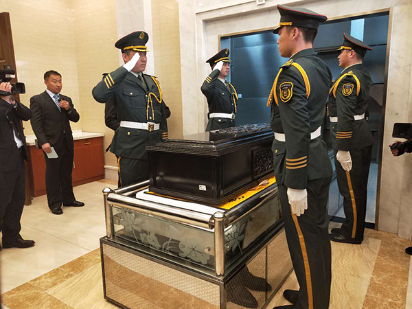 护航人生最后一公里八宝山殡仪馆参观记