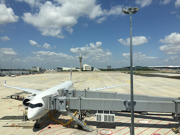 浦东机场卫星厅