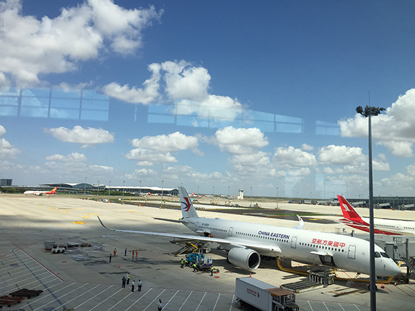 浦东机场卫星厅