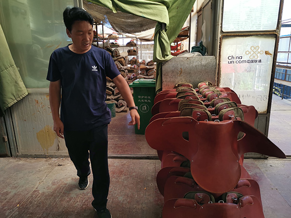 甘肃临夏:马家庄的"马"生意