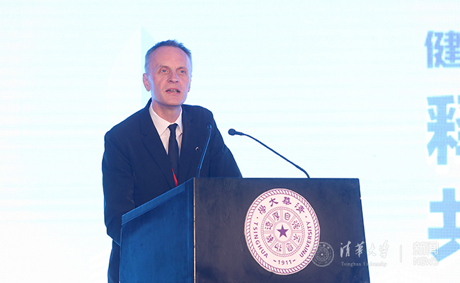 《柳叶刀》期刊主编理查德·霍顿致辞理查德·霍顿(richard horton)在