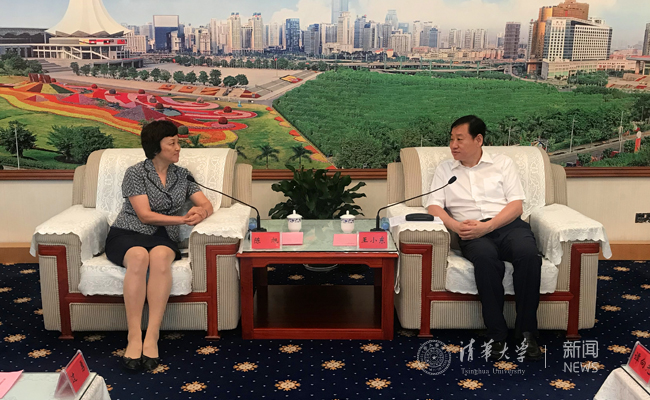 陈旭过勇赴广西出席选调生座谈会并看望慰问校友