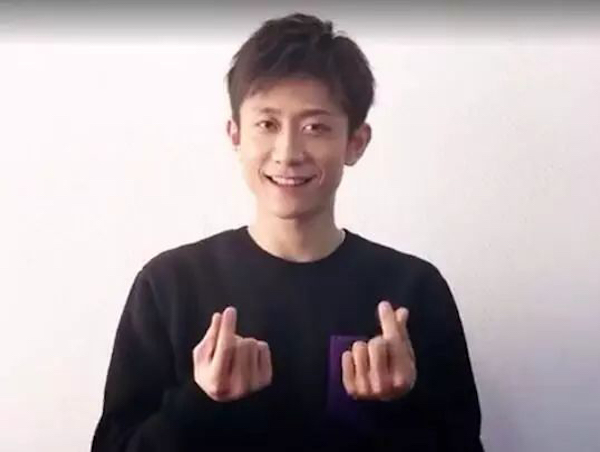 在众多明星演绎的版本中,张一山的版本可谓是最复杂的一个了.