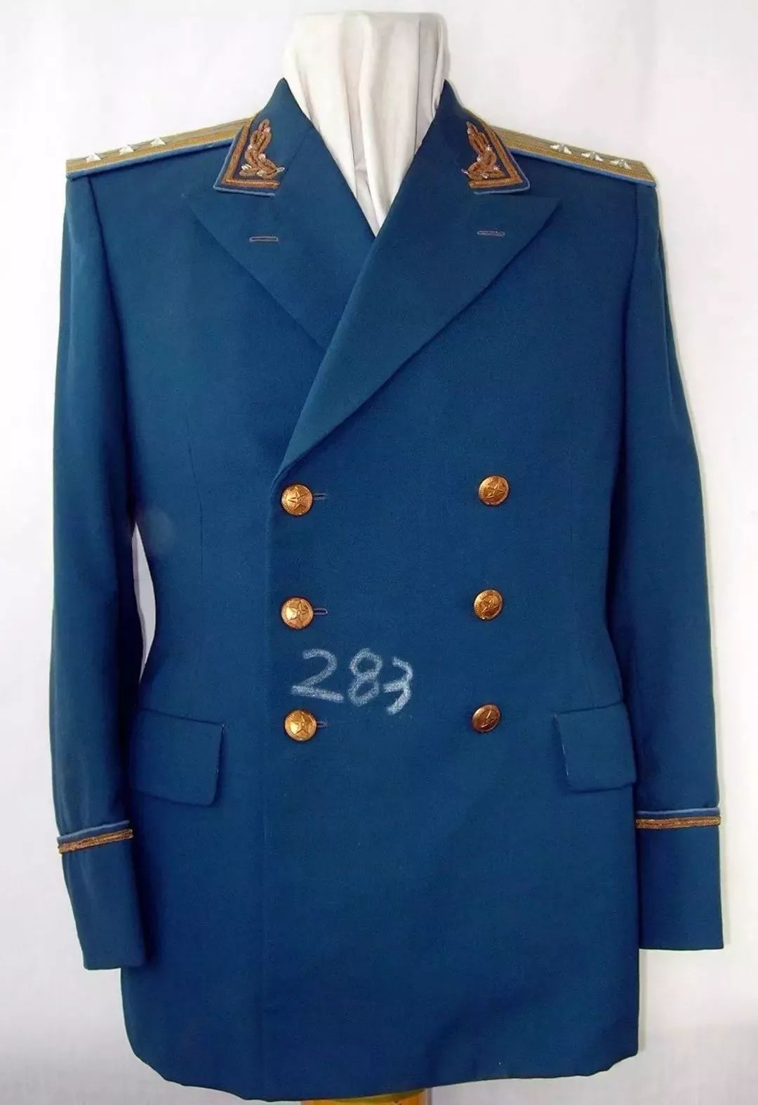 解放军礼服变革史:这么多套你收藏过哪款?