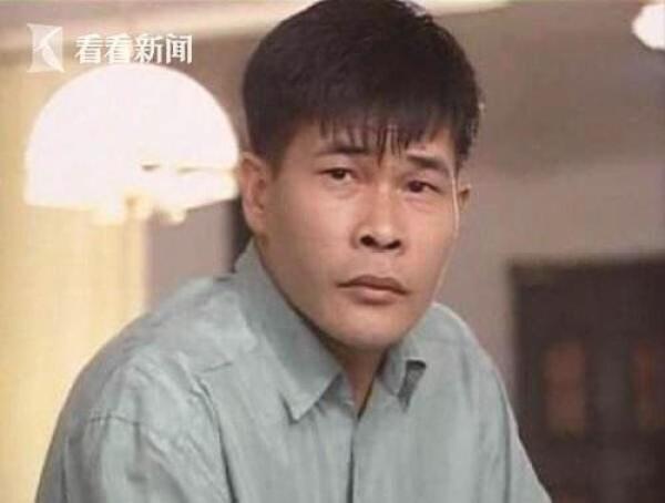 许志安出道时撞脸澎恰恰,分分合合多年女友不断,郑秀文看上他啥