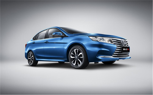 东南汽车a5翼舞广州车展上市 售价4.99万元-7.59万元