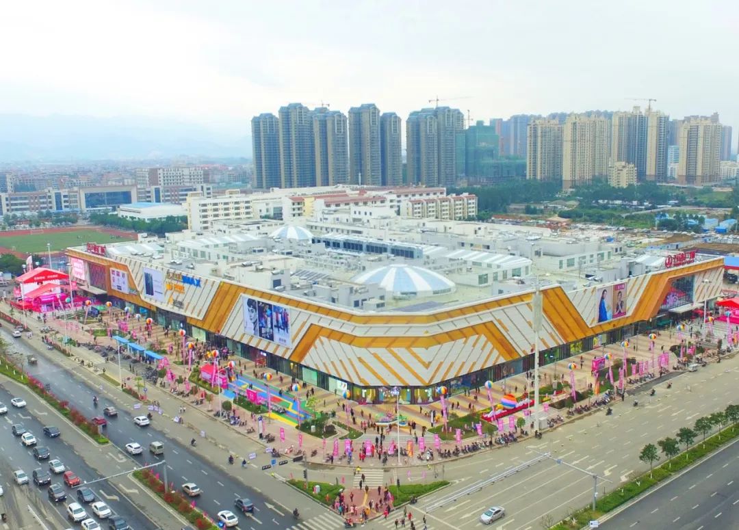 ▼广西贵港万达广场▼重庆铜梁万达广场先来一波美照,走起～你我他都