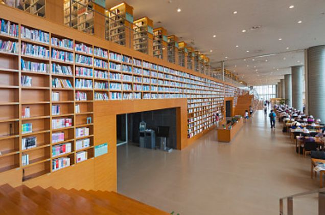 图书馆拒绝儿童入内 公共场所如何管住"熊孩子"?|图书馆|公共场所|少