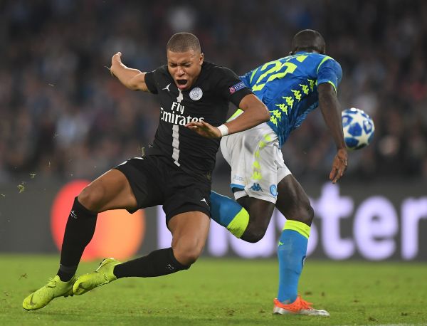 足坛最新身价榜!19岁的姆巴佩身价超两亿登顶