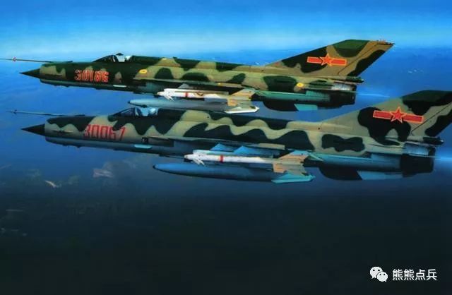 战机也要涂迷彩?不光美俄空军这么干,中国空军也有得意之作!