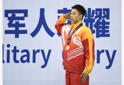 27枚金牌,打破19项纪录,中国游泳献上"最帅军礼"|中国游泳|汪顺_新浪