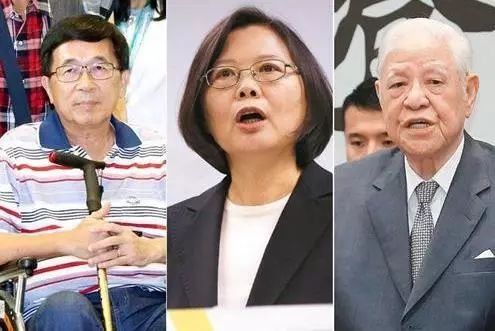 陈水扁(左)蔡英文(中)李登辉(右)