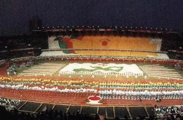 你还记得熊猫盼盼吗?那一届亚运会上的北钞人