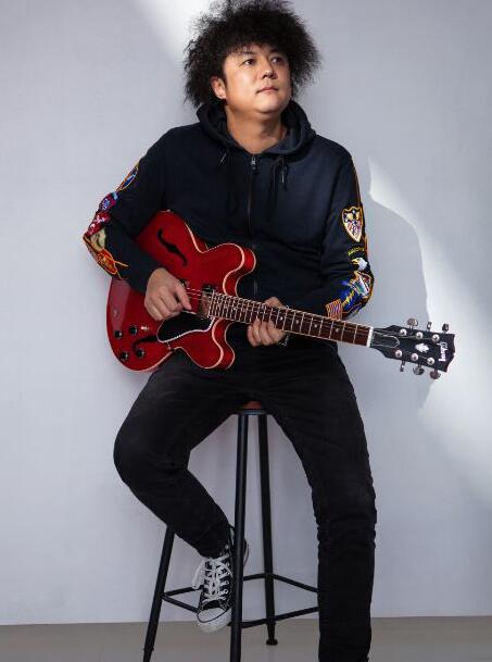 艺乐杂志专访史小鹏:音乐是一场无止境的旅程