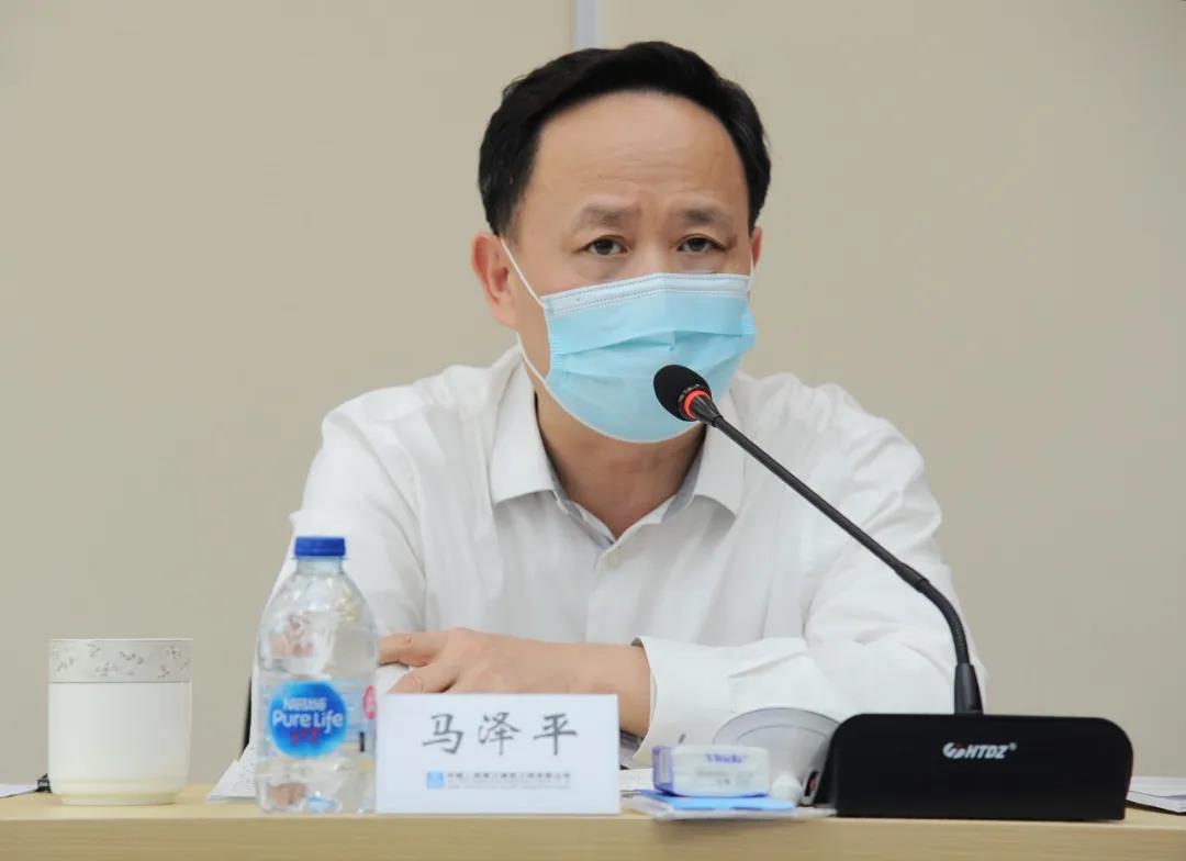 北京市住建委王鑫副巡视员就当前北京疫情防控和复工复产相关工作进行