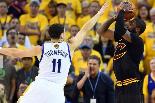 16年G5格林禁赛,詹皇与欧文各砍41分,那场比