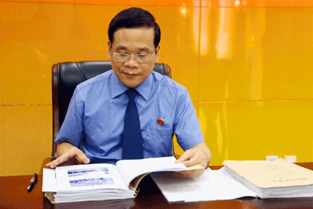 广西一校长强奸猥亵儿童一审判无罪,检方抗诉后改判了