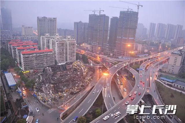 别了老长沙的记忆伍家岭北斗星商厦正式拆除航拍视频
