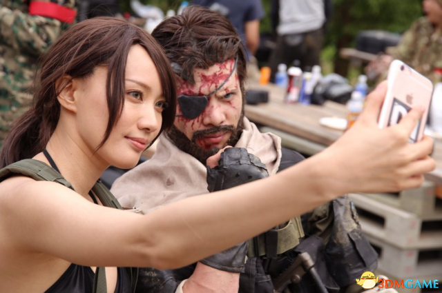 《合金装备5》精美cos 岛国妹子版静静黑丝吸睛