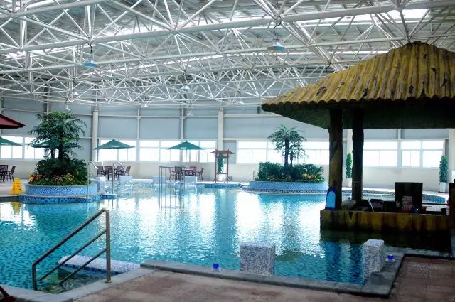 包含:檀溪谷温泉水世界 檀溪谷温泉会馆原价328元!限量抢购价只要39.