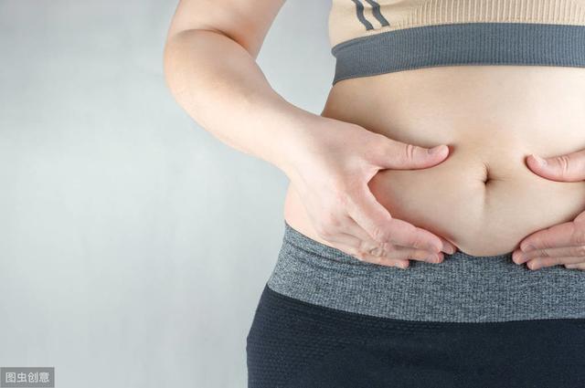小腹赘肉多 3个方法 5个动作帮你缩小腰围 紧致腹部 赘肉 腹部 新浪新闻 小腹赘肉多 3个方法 5个动作帮你缩小腰围 紧致腹部 赘肉 腹部 新浪新闻
