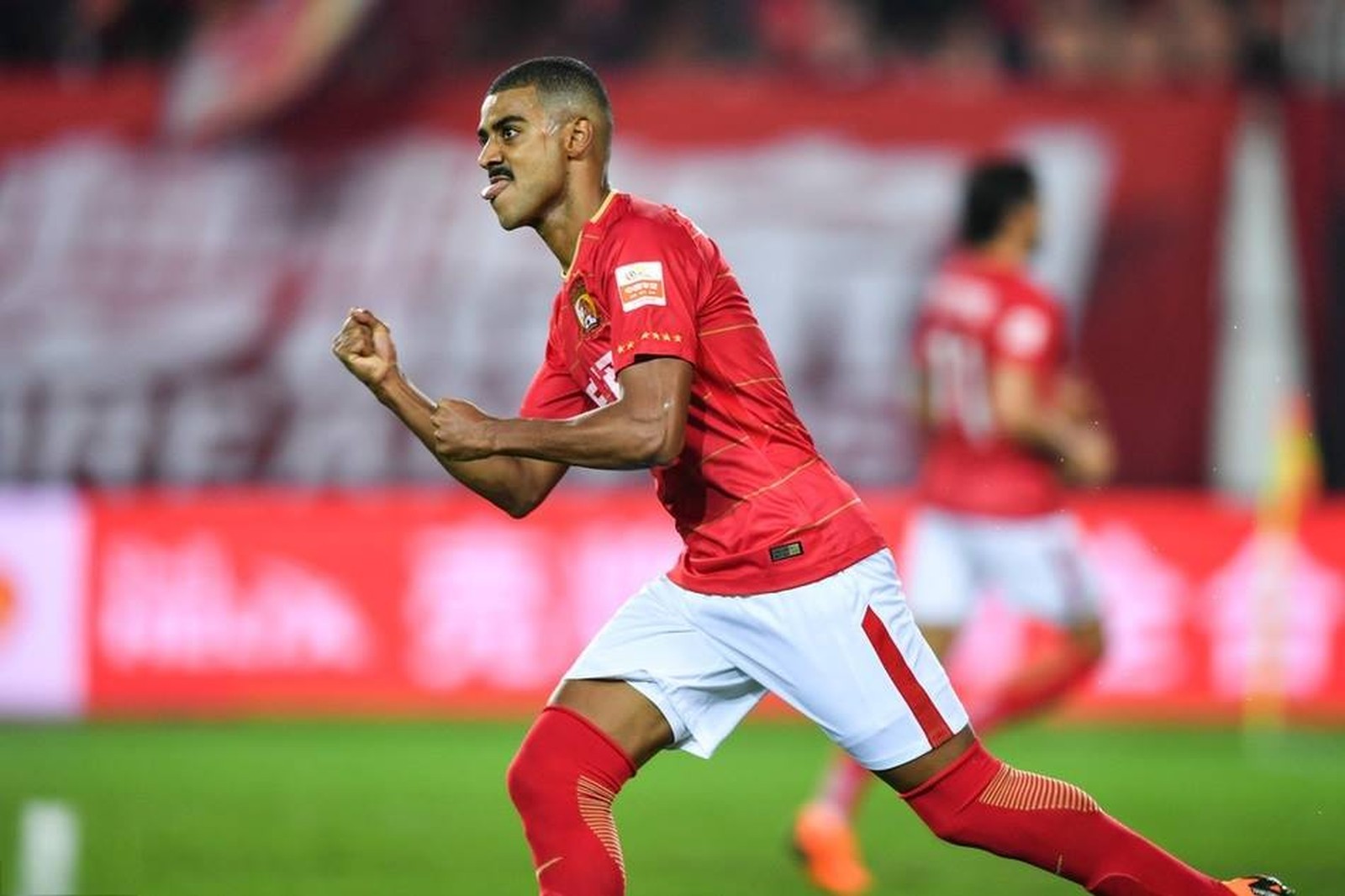 阿兰:差点入籍奥地利,来中超前以为单赛季可进50球_手机新浪网