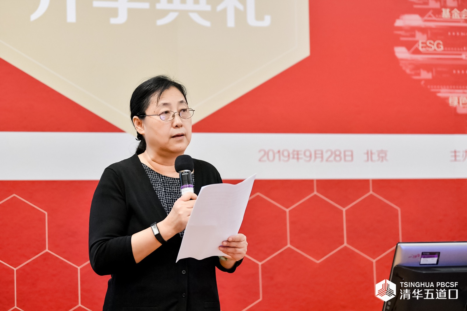 99坦克总师72岁时曾摔断3根肋骨 仍参加技术研讨会 99坦克总师72岁时曾摔断3根肋骨 仍参加技术研讨会