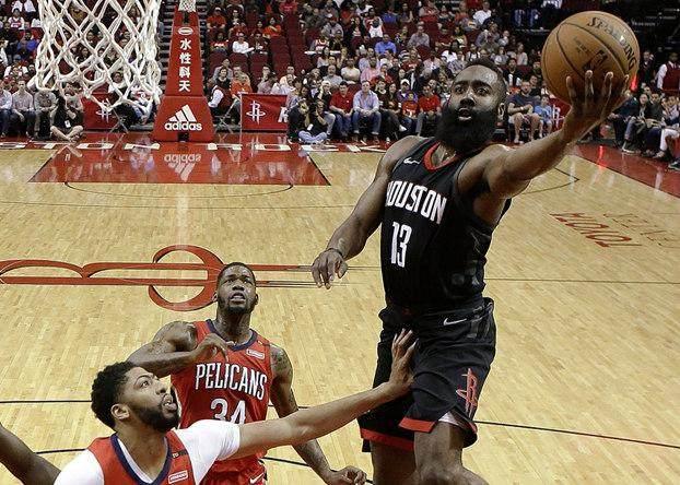 够哥们儿!戈登遭掏裆挑衅,哈登第一个抱球冲过来,摩尔都不敢动