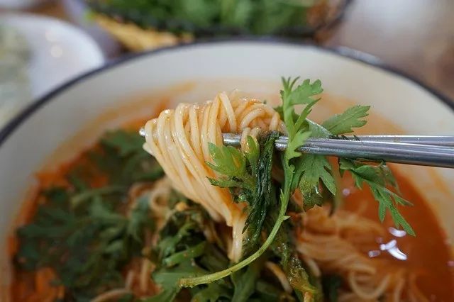 “原汤化原食”中的现代陷阱,也是中国人高血压患者特别多的重要原因之一...... | 涨姿势