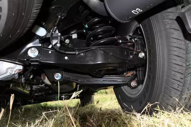 有实力,有历史,靠让利来补课,日产途乐挑战丰田lc系