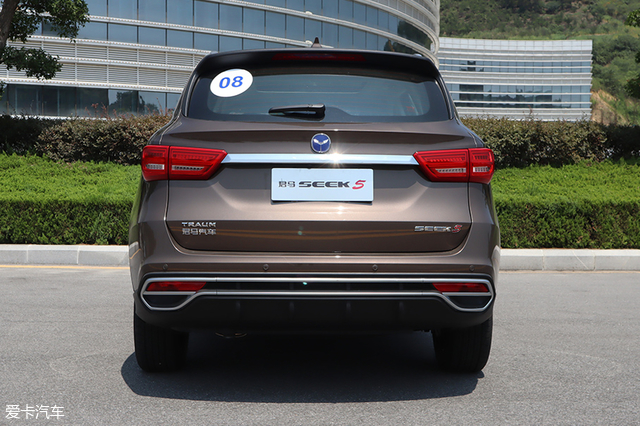 路转不见君 空留马行处 试驾君马seek5-新浪汽车