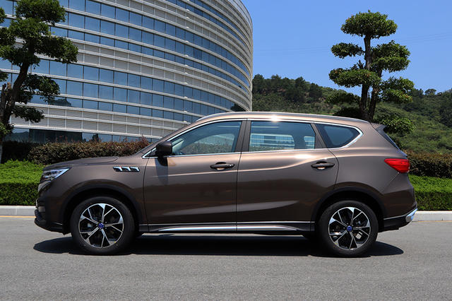 路转不见君 空留马行处 试驾君马seek5-新浪汽车