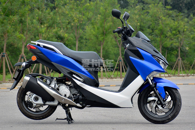 内外兼修 金城jc200t-7 "草蜢"实拍