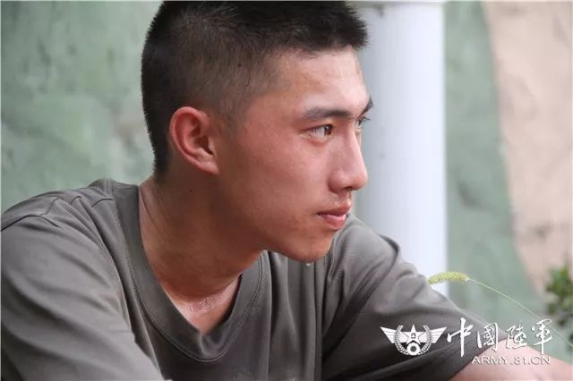 【中国陆军之声】橘子洲头,却望星城是故乡