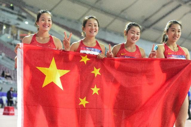 中国女子接力创今年世界最佳 并打破赛会纪录