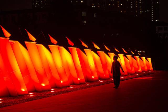 中国美术馆吴为山馆长作品渡江胜利纪念馆大型主题雕塑千帆竞渡