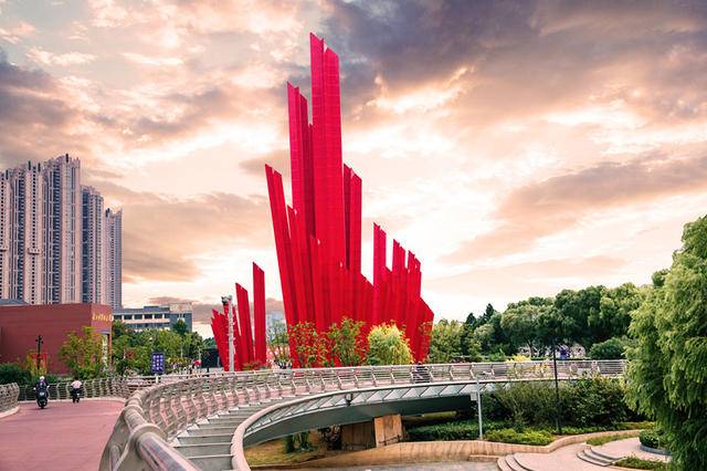 中国美术馆吴为山馆长作品渡江胜利纪念馆大型主题雕塑千帆竞渡